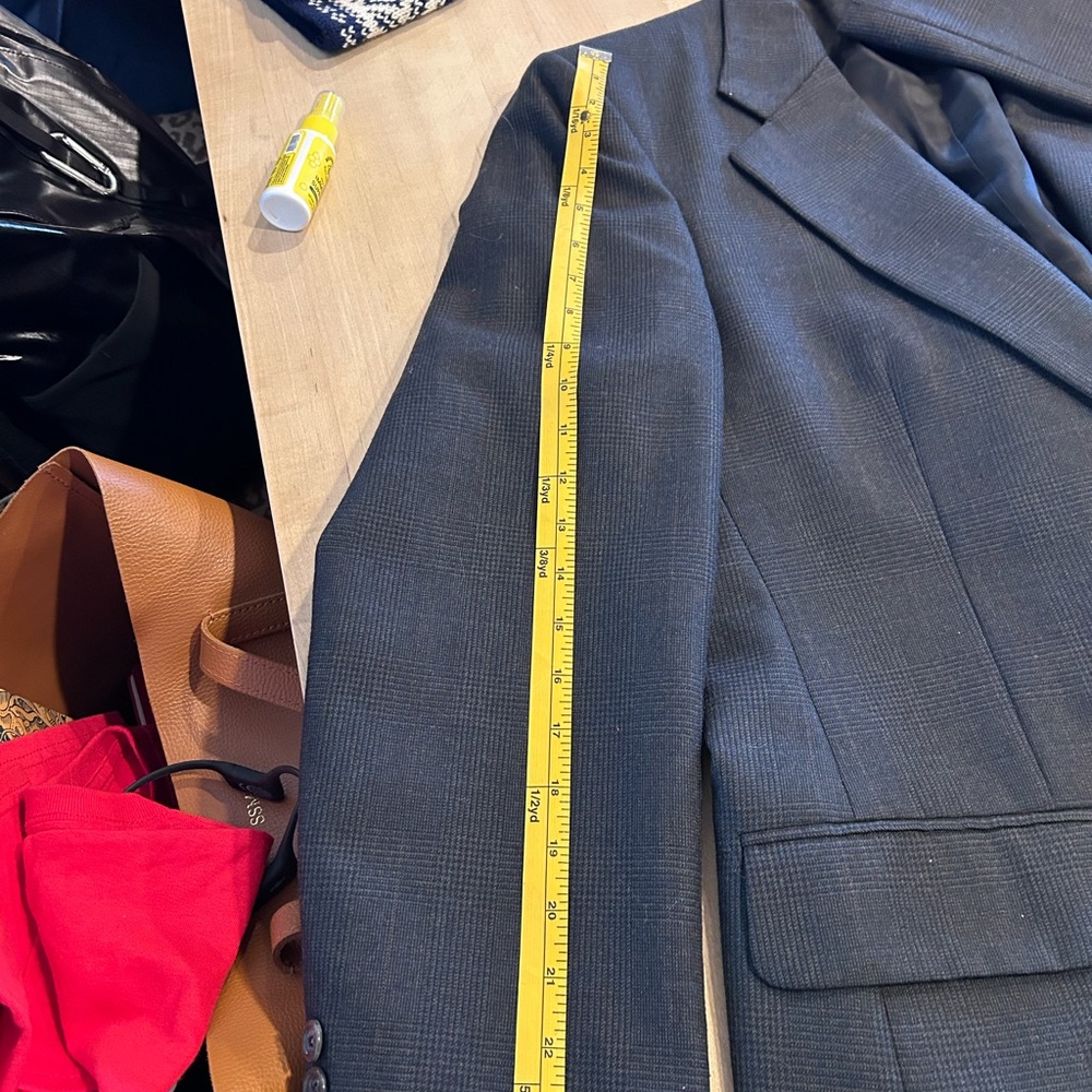 Burberry Vintage Wool Sport Coat - Picture 2 of 13